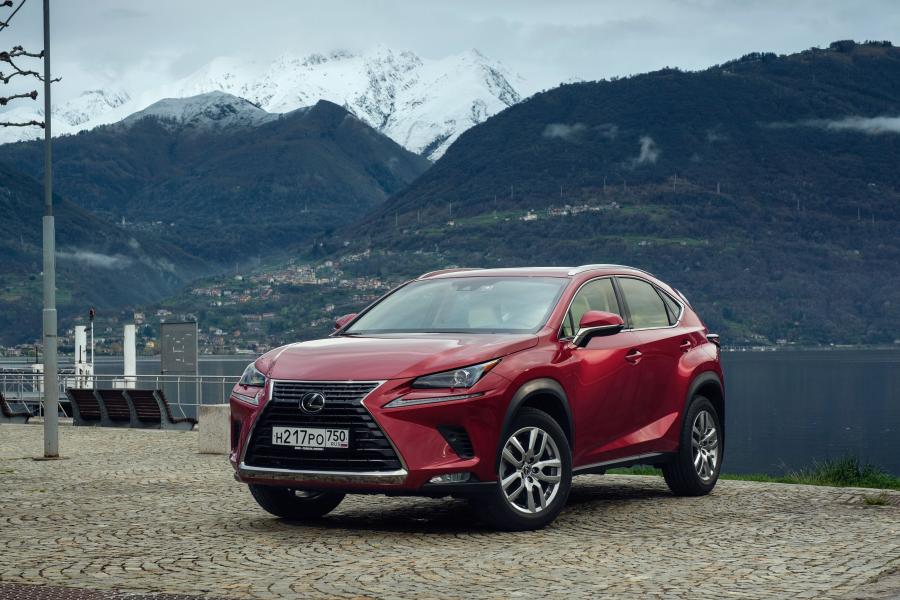  Lexus NX200 2018 года  (CIS) (фото 5 из 43)